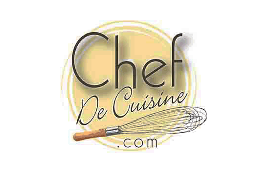 Brown rice and chicken stir fry with edamame and walnuts 